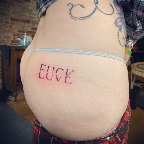 princesssparkle1997 onlyfans leaked picture 2