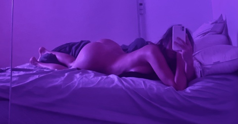 sarahh3 onlyfans leaked picture 2