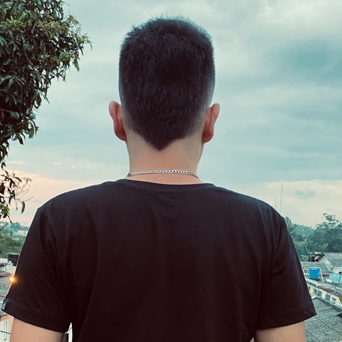 sebaslozano onlyfans leaked picture 2