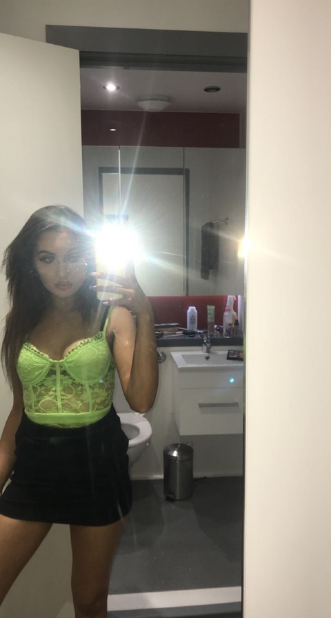 serenasloanx onlyfans leaked picture 2