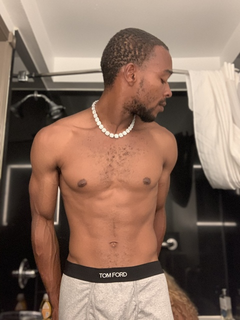 smoovvv onlyfans leaked picture 2