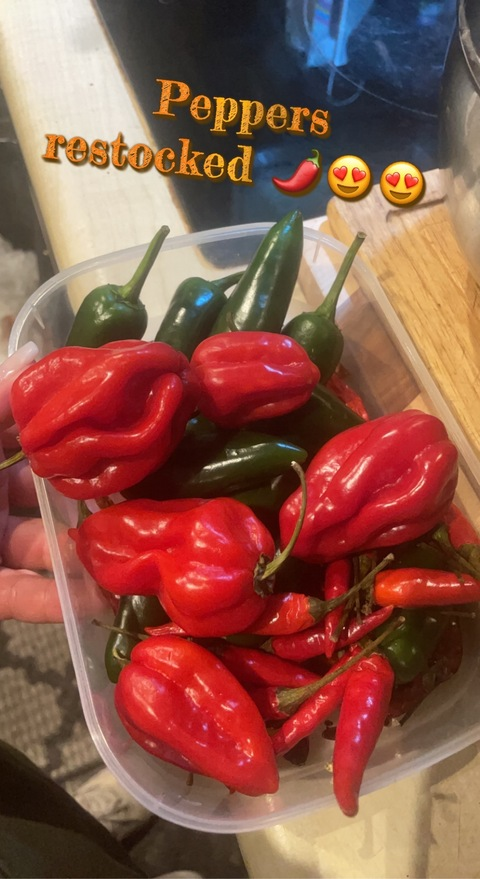 spicygal45 onlyfans leaked picture 2