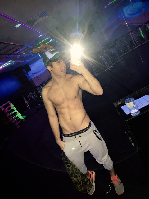 szabyest onlyfans leaked picture 2