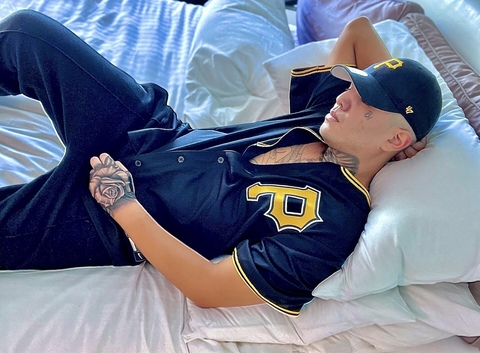 tattedlatinbull onlyfans leaked picture 2