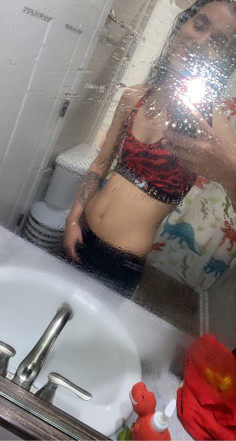 thalia12 onlyfans leaked picture 2