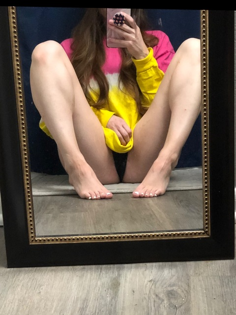 theonlyrapunzel onlyfans leaked picture 2