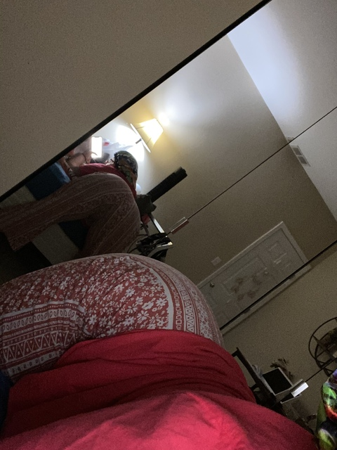 thicmama0101 onlyfans leaked picture 2