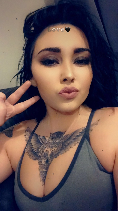 vannaababyy onlyfans leaked picture 2