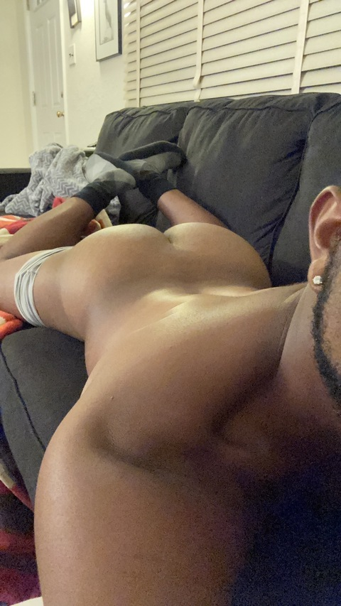 versbbc891 onlyfans leaked picture 2