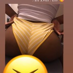 View Meka 🍑🥰 (vibeswithmeka) OnlyFans 49 Photos and 32 Videos gallery 

 profile picture