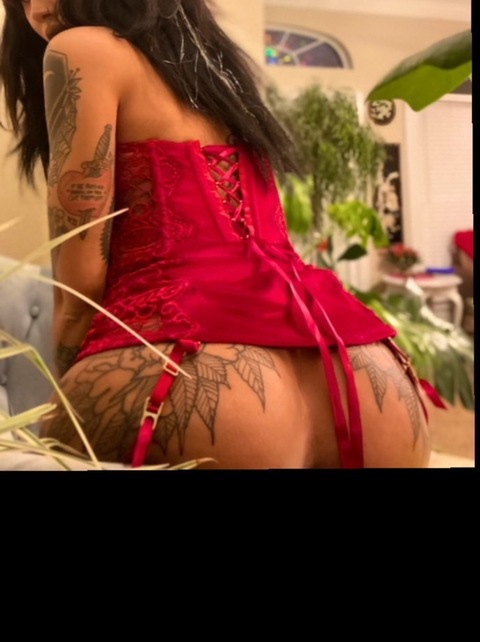 vousxdesire onlyfans leaked picture 2