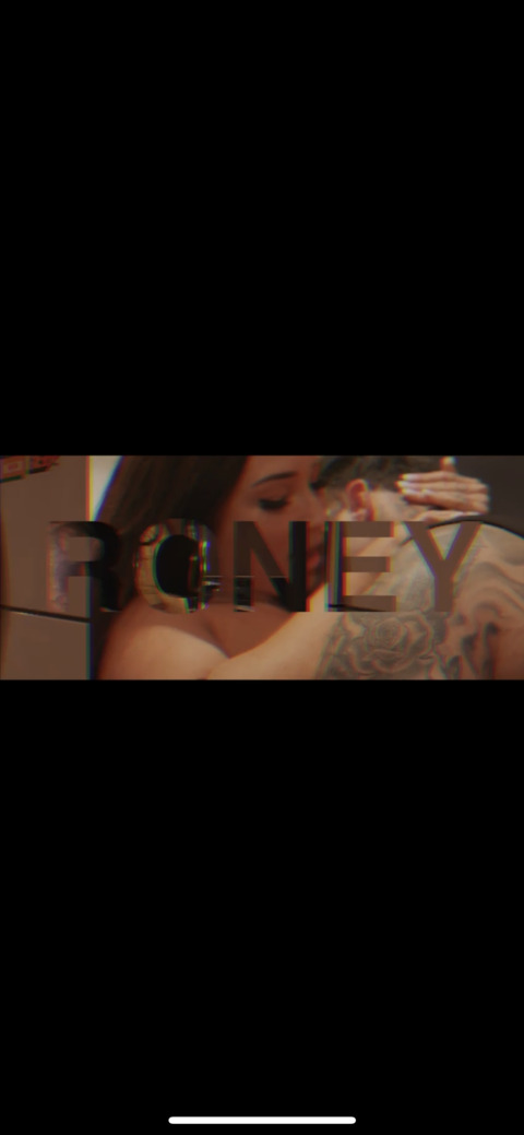 whereisroney onlyfans leaked picture 2