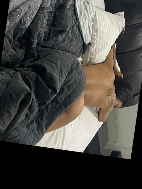 xiomarahurtado onlyfans leaked picture 2