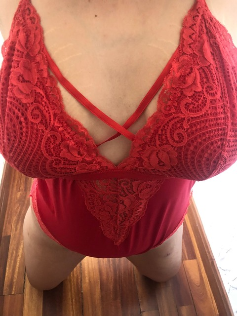 xoxofor2 onlyfans leaked picture 2