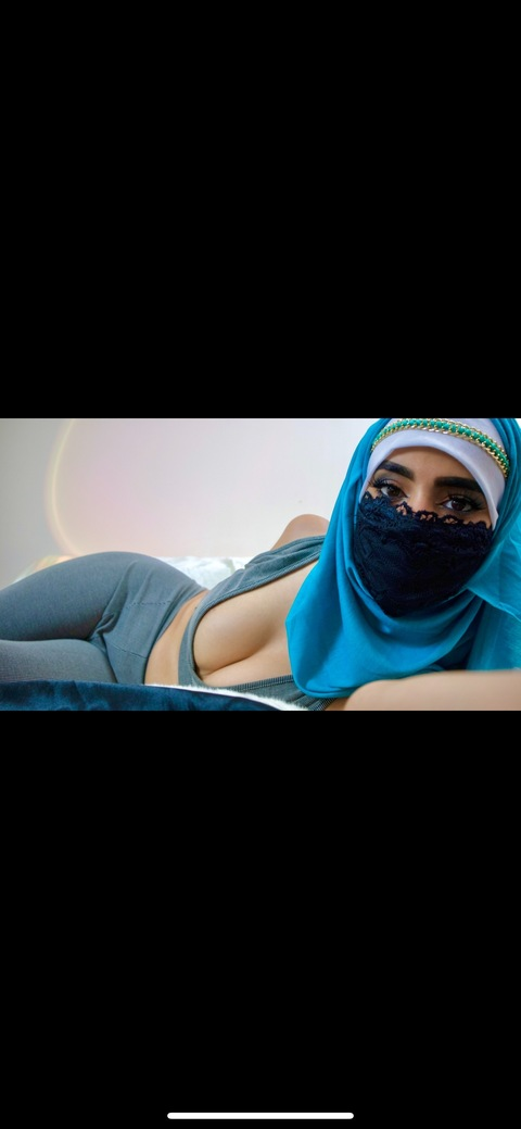 yourarabprincess onlyfans leaked picture 2